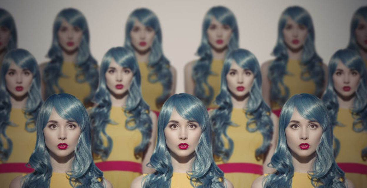 HuffPo: Instagram Influencers Are All Starting To Look The Same. Here’s Why.